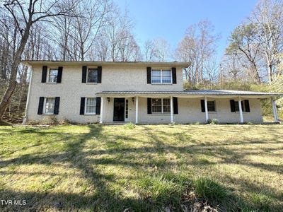 /international/us/1721-valley-view-drive-big-stone-gap-va-110106670521/