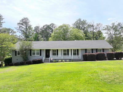 /international/us/2025-catherine-street-jackson-al-110108219593/