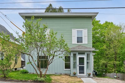 /international/us/15-foster-street-montpelier-vt-110108490350/