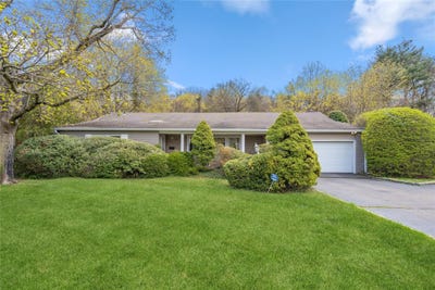 /international/us/60-spruce-drive-east-hills-ny-110099103721/