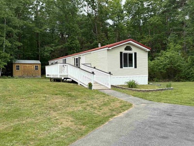 /international/us/21-valley-drive-belmont-nh-110108605258/