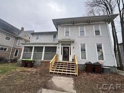 /international/us/215-n-broad-street-adrian-mi-110106614416/
