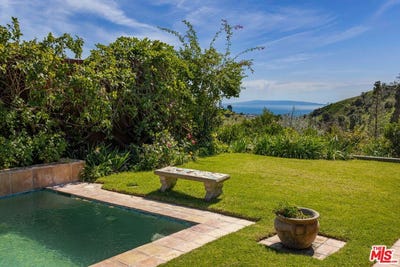 /international/us/1336-bienveneda-ave-pacific-palisades-ca-110106309328/