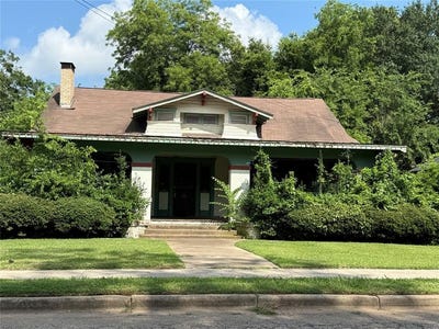 /international/us/217-n-texas-street-pittsburg-tx-110100048662/
