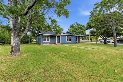 /international/us/203-n-kickapoo-street-lipan-tx-110108363441/