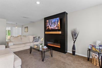 /international/us/133-brockman-way-goose-creek-sc-110108416364/