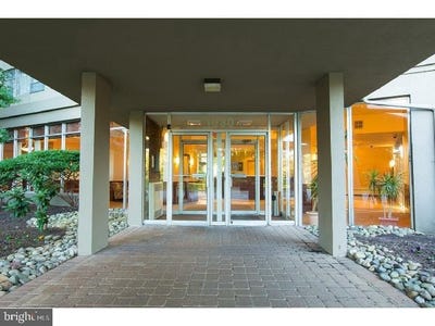 /international/us/1030-e-lancaster-ave-bryn-mawr-pa-110107395968/