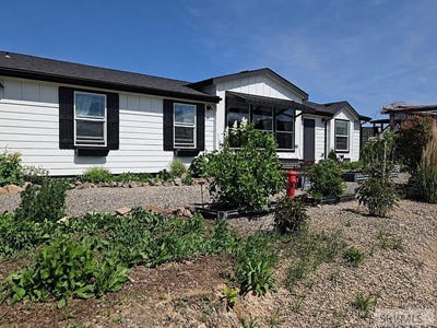 /international/us/56-country-living-lane-salmon-id-110106301487/