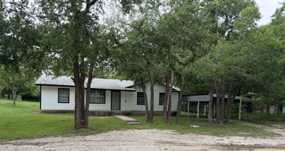 /international/us/408-n-spring-street-lampasas-tx-110107441248/