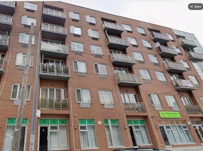 /international/us/136-21-latimer-place-flushing-ny-110105732972/