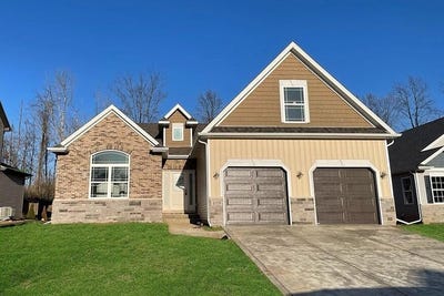 /international/us/8309-dylan-drive-merrillville-in-110101219619/