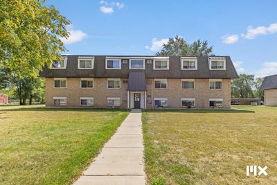 /international/us/757-w-shepherd-street-charlotte-mi-110103277074/