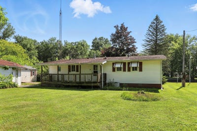 /international/us/43261-66th-street-bangor-mi-110100674491/