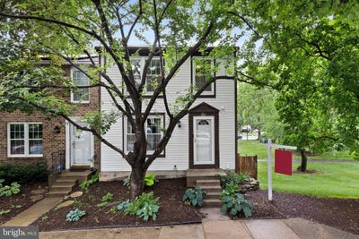 /international/us/1610-sierra-woods-drive-reston-va-110098817433/