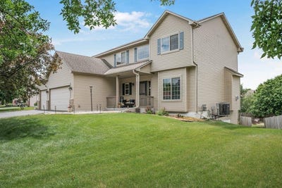 /international/us/2051-river-bend-trail-mayer-mn-110108945023/