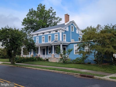 /international/us/302-s-main-street-hightstown-nj-110100995120/