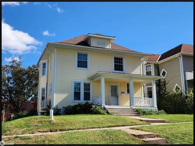 /international/us/708-locust-street-atlantic-ia-110102756728/