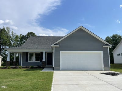 /international/us/140-oakfield-trace-drive-four-oaks-nc-110100094104/