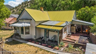 /international/us/1012-minter-avenue-glenwood-springs-co-110100867986/