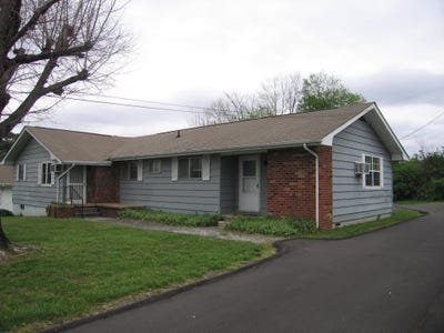 /international/us/2530-2560-ne-n-ocoee-street-ne-cleveland-tn-110106955991/