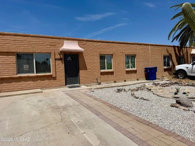 /international/us/7131-e-38th-street-tucson-az-110107668091/