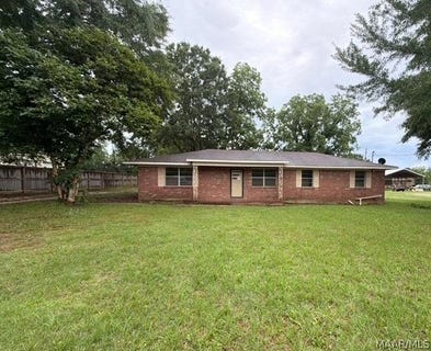 /international/us/6863-holtville-road-wetumpka-al-110108567181/