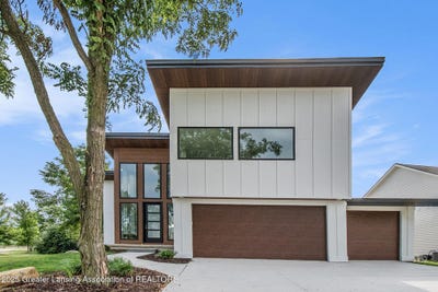 /international/us/16925-willowbrook-drive-haslett-mi-110101052032/