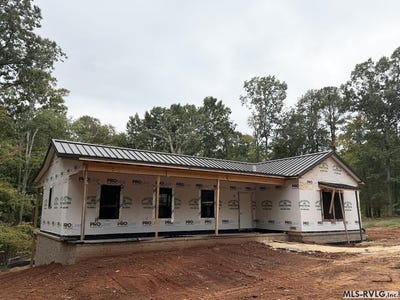 /international/us/105-tall-tree-dr-littleton-nc-110120605164/