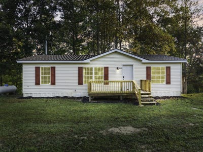 /international/us/300-old-hopewell-road-beattyville-ky-110110236906/