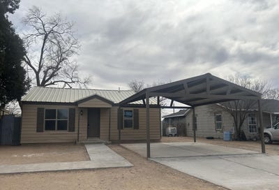 /international/us/1206-12th-street-levelland-tx-110106229766/