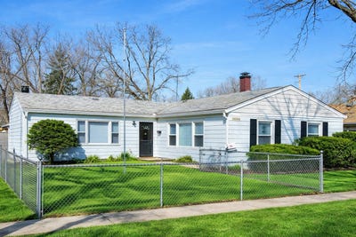 /international/us/16826-orchard-ridge-avenue-hazel-crest-il-110106802242/