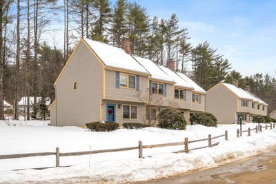 /international/us/35-lakewood-pines-road-bristol-nh-110105956427/