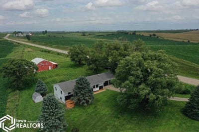 /international/us/3738-v18-road-brooklyn-ia-110100773001/
