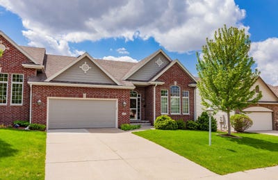 /international/us/3608-152nd-street-urbandale-ia-110107684668/