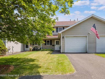 /international/us/24-esplande-street-bethlehem-ny-110100445678/