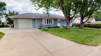 /international/us/1402-marie-avenue-albert-lea-mn-110119302410/