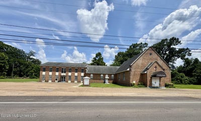 /international/us/65-morgantown-road-natchez-ms-110108500642/