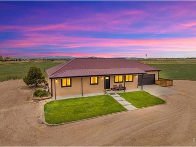 /international/us/15877-county-road-100-nunn-co-110108452238/