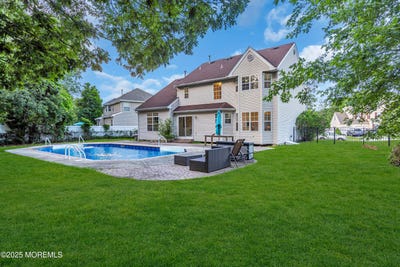 /international/us/11-orchid-lane-barnegat-nj-110100379270/