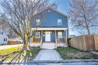 /international/us/14-s-fairview-street-johnston-ri-110107277230/