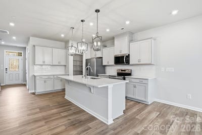 /international/us/3015-high-bluff-street-kannapolis-nc-110107463209/