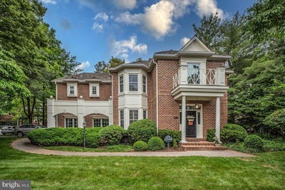 /international/us/1-town-gate-ct-bethesda-md-110100047889/