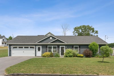 /international/us/37-homewood-boulevard-old-orchard-beach-me-110100778537/