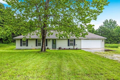 /international/us/3639-s-77th-road-dunnegan-mo-110100147917/