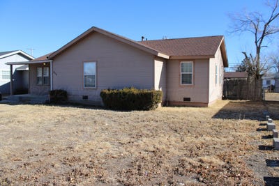 /international/us/613-s-maddox-avenue-dumas-tx-110104625564/