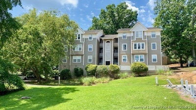 /international/us/6771-willowbrook-drive-unit-2-fayetteville-nc-110100565078/