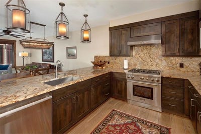 /international/us/610-columbine-road-breckenridge-co-110101072498/