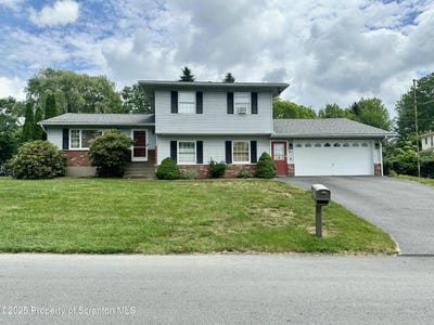 /international/us/127-edgewood-drive-w-clarks-summit-pa-110100771909/