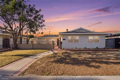 /international/us/5041-mcfadden-huntington-beach-ca-110107682365/