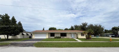/international/us/9741-sw-159th-st-miami-fl-110110363086/